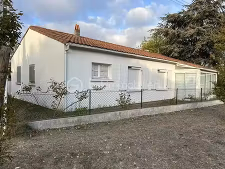 maison traditionnelle de 82 62 m² à royan