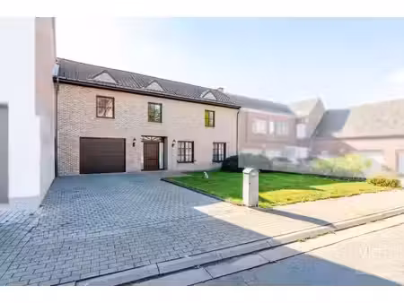 vizit vastgoed  een betrouwbare en lokale partner voor uw vastgoedtransacties.