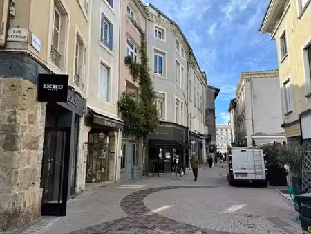 location commerce valence 26000 56m²
