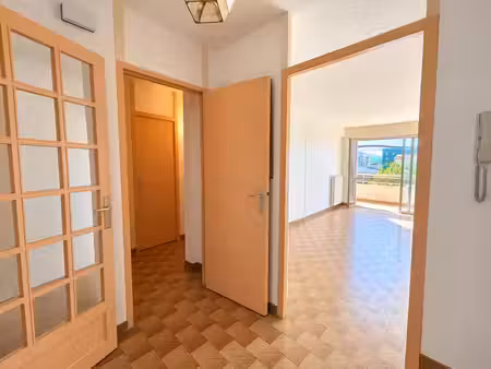 vente appartement 3 pièces 65m2 perpignan 66000 - 122000 € - surface privée
