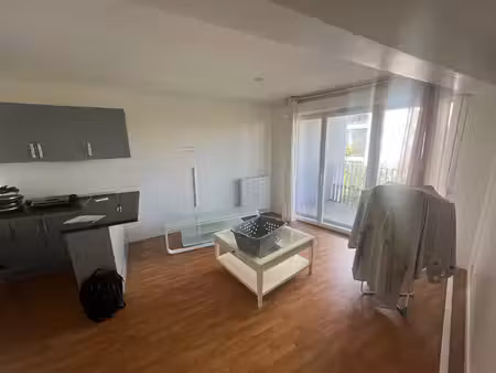 appartement 2 pièces 41 m² à louer lormont 33310 ? | era immobilier
