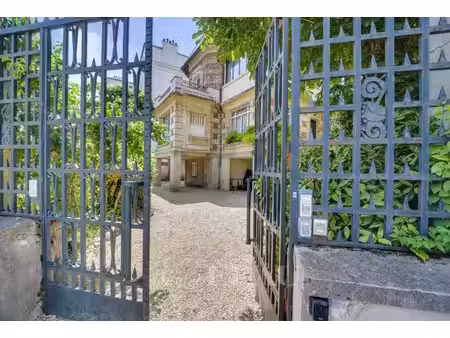 appartement le chesnay - 7 chambres - 218m²