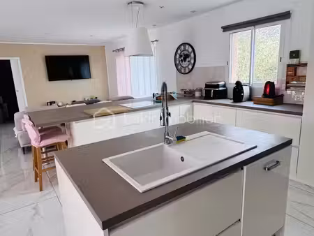 villa de 156 13 m² à nimes