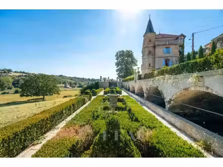 propriété valensole - 14 chambres - 870m²