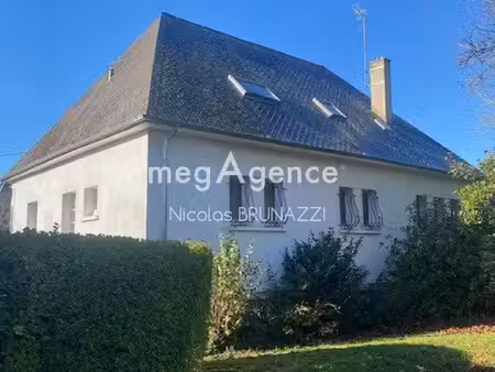 immeuble à fort potentiel – 264 m² à ambrières-les-vallées