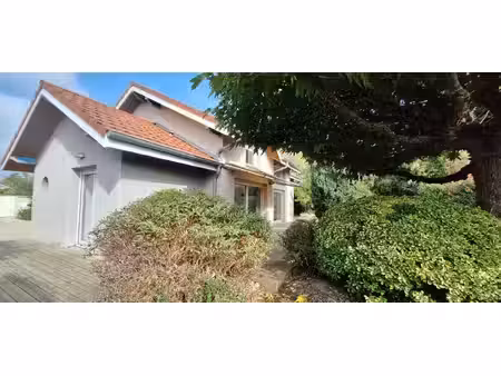 maison 4 pièces 120 m² à vendre / acheter saint-denis-lès-bourg 01000 ? | era immobilier