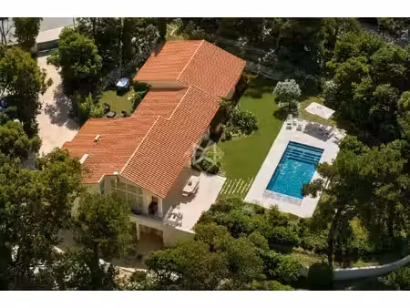 maison avec vue sur mer rayol-canadel-sur-mer - 5 chambres - 325m²