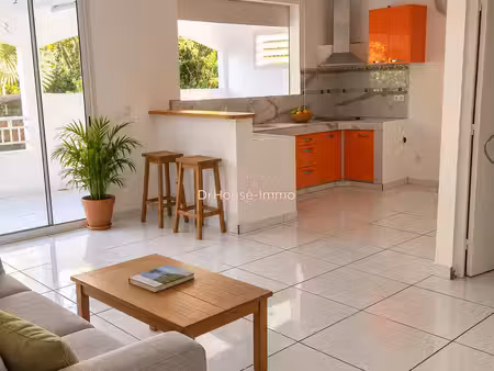 sainte-luce : immeuble de 10 appartements  un investissement à faire évoluer !