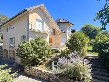 maison chambéry
