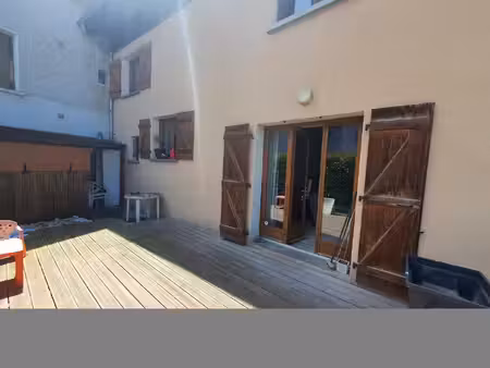 achat immeuble 290m² st jean de niost 01800