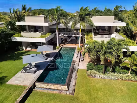 maison larchamp - 4 chambres - 670m²