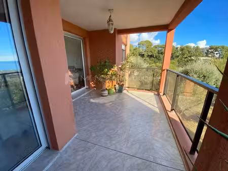 4 pieces cap martin