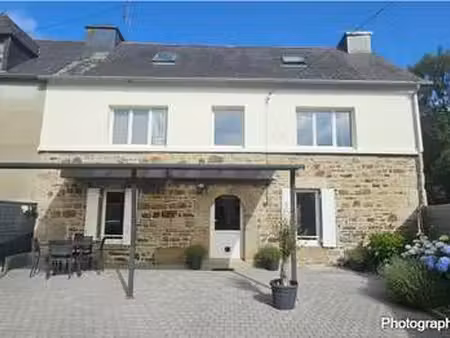 vente maison à callac (22160) : à vendre / 107m² callac