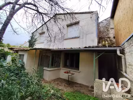 maison à magné (79460)