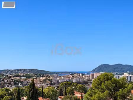 toulon faron  vaste t5 de 90m2 + terrasse cave et garage