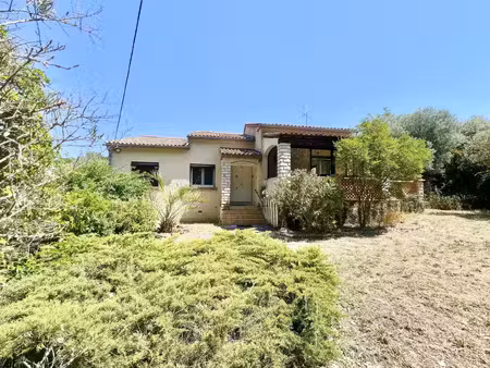 maison t5 sur 1 480 m² de terrain avec piscine
