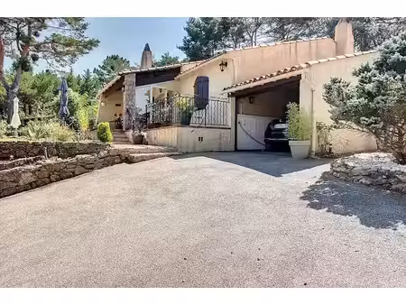 location meublée maison 3 pièces 88.75 m² à tourtour (83690)  1 493 €