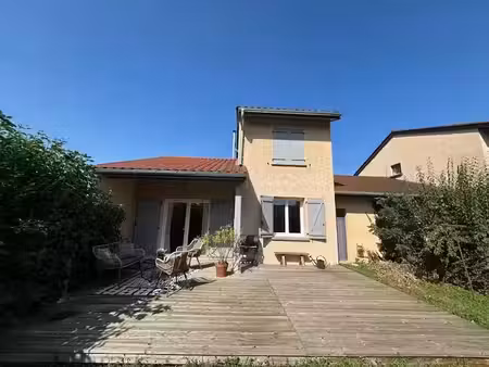 location maison 3 pièces 66.79 m² à treffort-cuisiat (01370)  975 €
