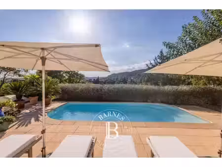 à vendre  villa saint-paul-de-vence 3 chambres - 2 200 000 €