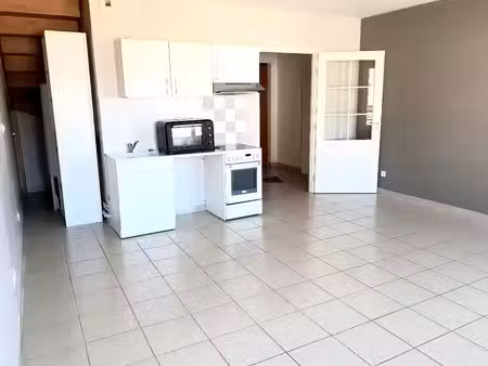 location appartement 2 pièces 47m² silly le long 60330