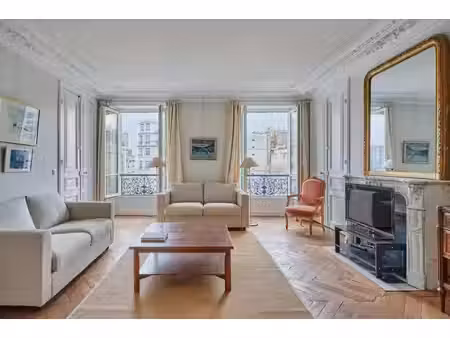 appartement neuilly-sur-seine - 3 chambres - 127m²