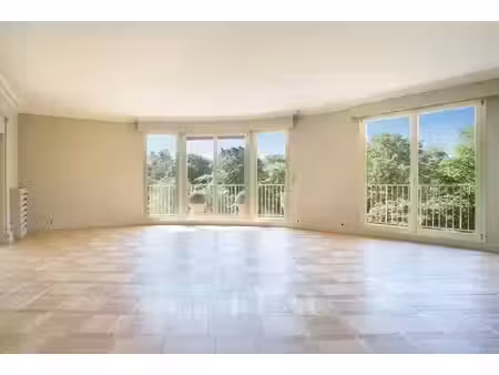 appartement neuilly-sur-seine - 3 chambres - 143m²