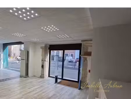 local professionnel à vendre voiron 5 pièce(s) 207m2 148 960€