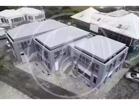 location locaux professionnels 0 pièces 67.24 m² à les abymes (97139)  1 076 €