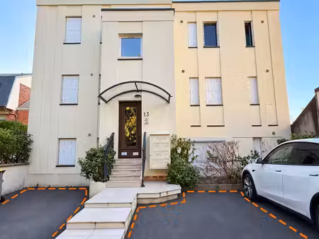parking à suresnes (92150)