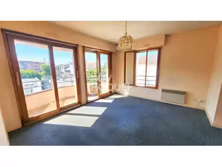 t3 agen 74 m2 avec ascenseur  balcon et garage
