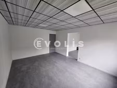 location bureaux grigny 91350 176m² à 1265m²