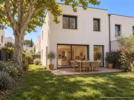 montpellier centre – villa neuve t4 avec jardin et places de stationnements
