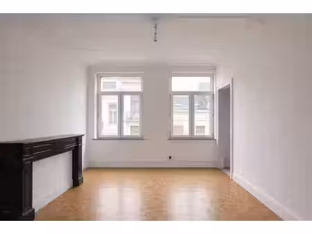 appartement à vendre à rue jules bouillon 21 ixelles (vbe81262)