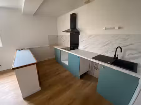 location appartement 3 pièces 58m² la couronne 16400