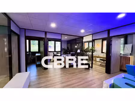 achat local professionnel 88m²