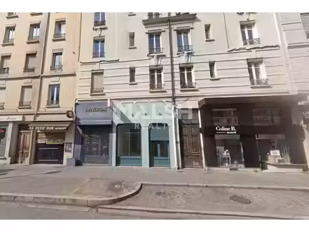 location commerce lyon 69003 66m²