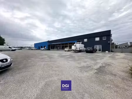 vente local d’activités milhaud 30540 1400m²