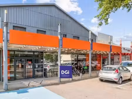 location local d’activités nimes 30000 1200m²