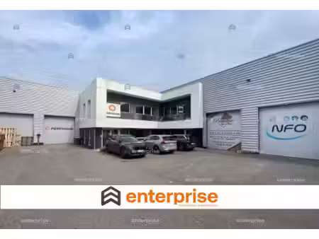 location entrepôt sequedin 59320 610m²