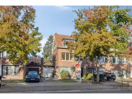 huis te koop in merksem met 4 slaapkamers