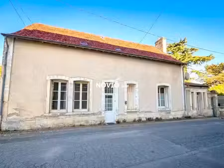 vente maison 6 pièces 181.18 m² à beaumont saint-cyr (86490)  99 990 €