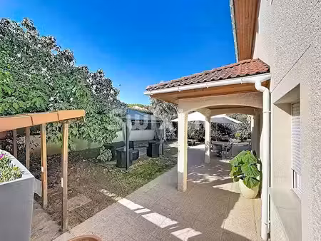 vente locaux professionnels 6 pièces 196 m² à valleiry (74520)  725 000 €