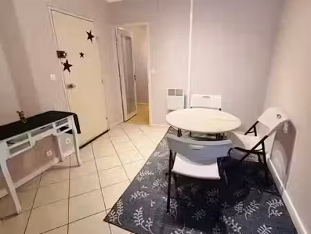 location meublée appartement 4 pièces 70 m² à evry (91000)  1 500 €