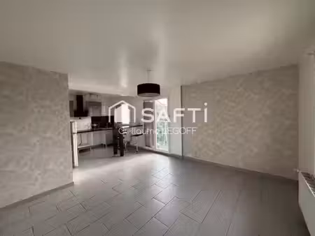 appartement f2 avec balcons et cave