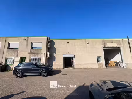location local d’activités 630m²