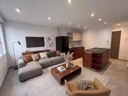 beau f3 en duplex refait à neuf - vidauban