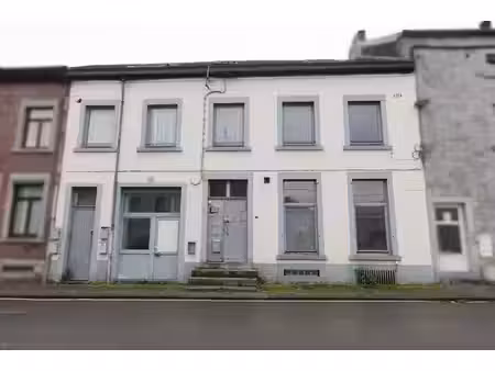 immeuble à transformer en 8 appartements