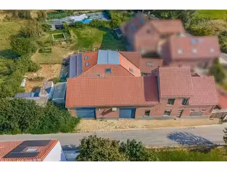 exceptionnel ensemble immobilier de 857 m²