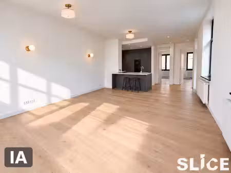 appartement 2 chambres à vendre - place de la chapelle
