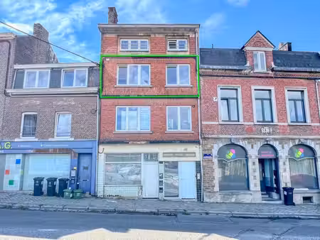 appartement une chambre rénové au cœur de huy